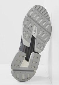 adidas Originals POD-S3.1 szary