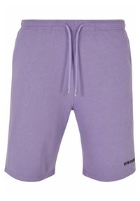 Shorts di cotone viola con cintura elastica e lacci, tasche laterali e logo stampato sulla gamba sinistra.