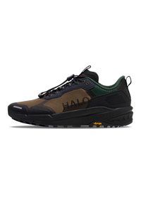 Trailrunning schoenen met een bruin en zwart synthetisch bovenwerk, groene accenten, VIBRAM zool en een vetersluiting.
