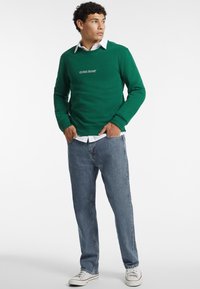 Guess Jeans Maglione - grün