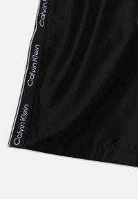 Calvin Klein Swimwear MEDIUM DRAWSTRING - Shorts da mare - black