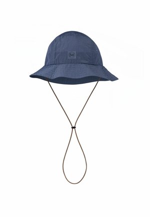 Sombrero tipo bucket azul marino con ala ancha, cordón ajustable para la barbilla y patrón de cuadros sutil, con un pequeño logo circular en la parte delantera.