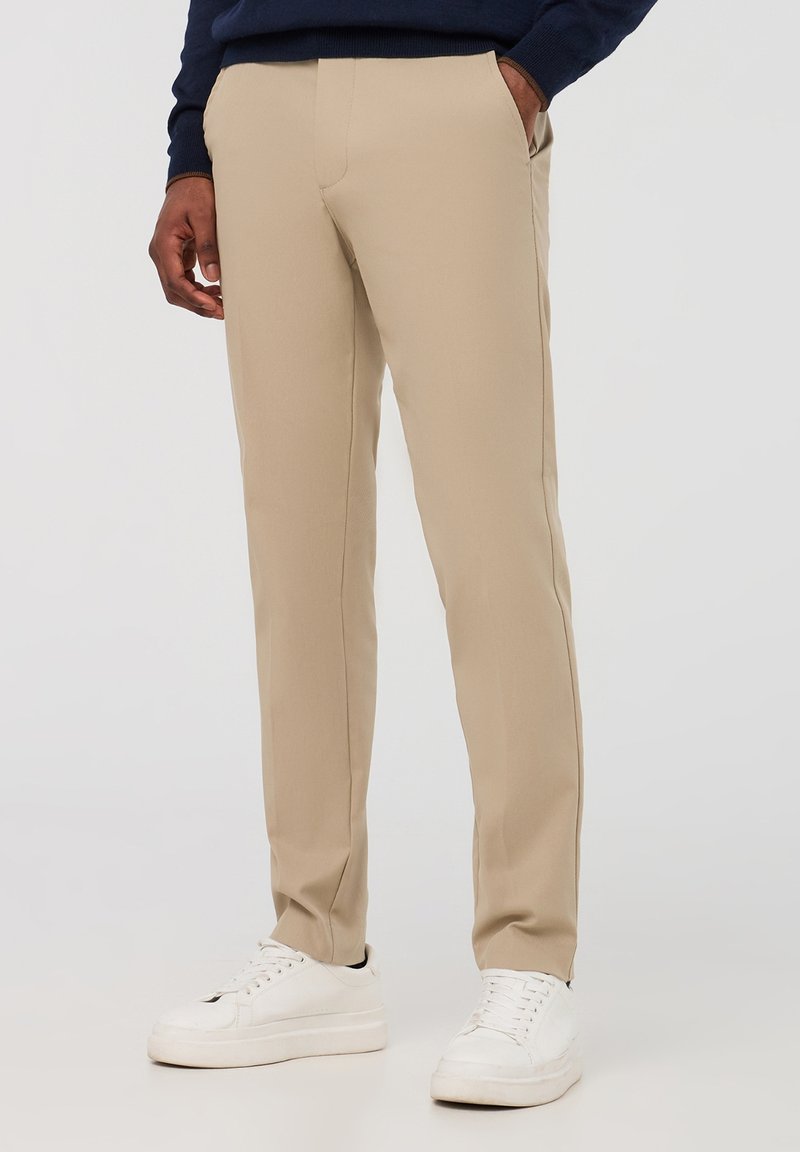 Terranova UNITA - Chino - sabbia