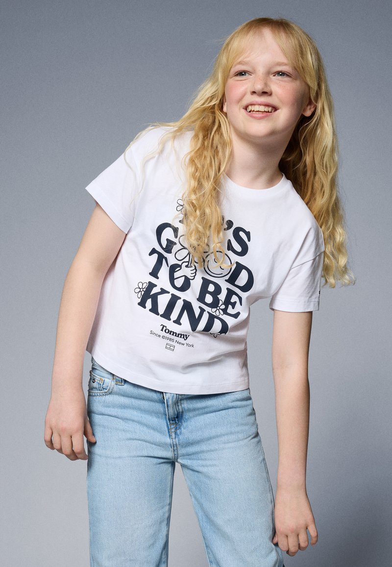 Tommy Hilfiger FUN GRAPHIC TEE - Camiseta estampada - white