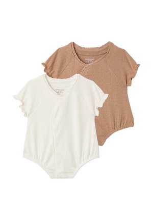 Zwei kurzärmlige Babybodys mit wellenförmigen Kanten, einer in Beige und einer in Weiß, beide mit zarten Lochstickmustern.