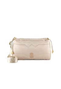 Borsa a spalla in nailon beige con design trapuntato, caratterizzata da un logo "B" in rilievo, hardware dorato e una tracolla regolabile con motivo logo.