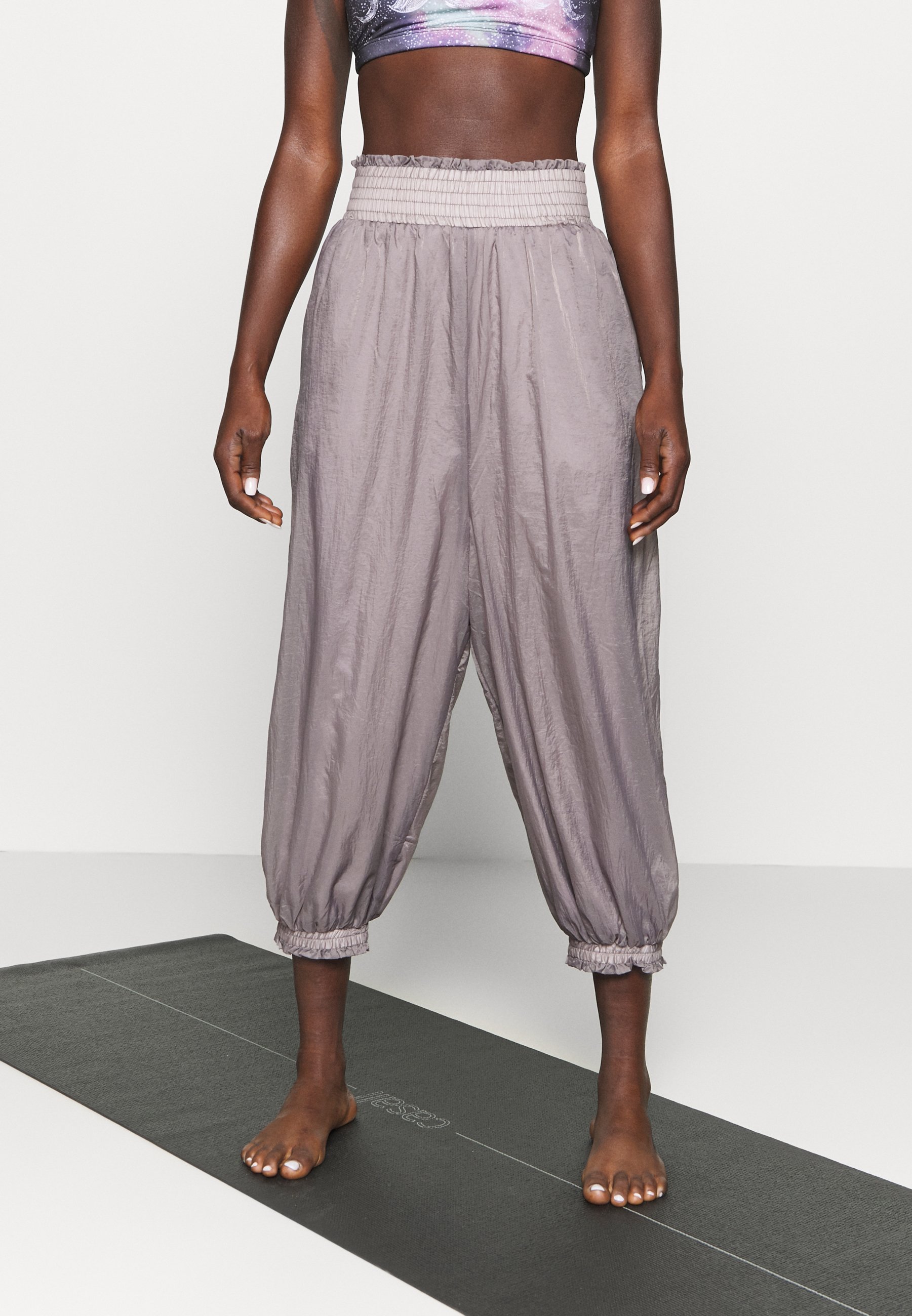 Yanıt olarak Sal onay harem pants zalando - molliecoday.com