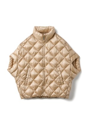 Chaqueta acolchada beige de manga corta con cuello alto, cremallera frontal y dos bolsillos diagonales sobre fondo blanco.