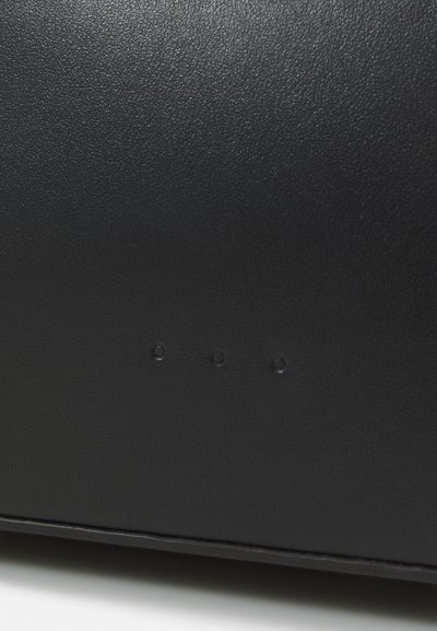 AESTHER EKME DEMI LUNE - Sac à main - black