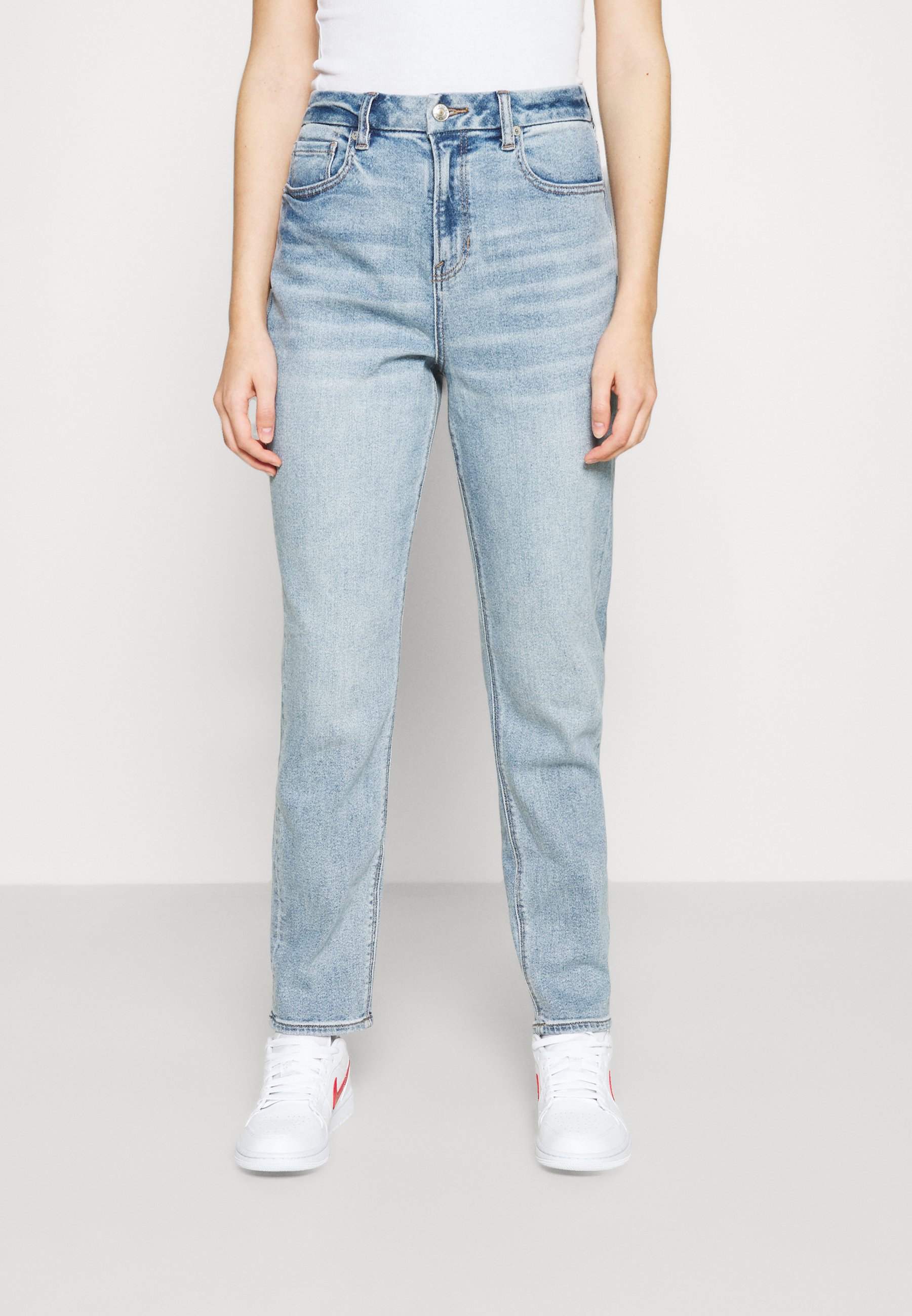 american eagle mom straight jeans