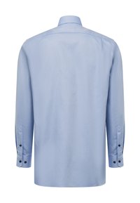 Himmelblaues Langarmhemd aus glattem Stoff. Verfügt über einen klassischen Kragen und eine knopffixierte Manschette, mit einem sauberen, maßgeschneiderten Rückendesign.
