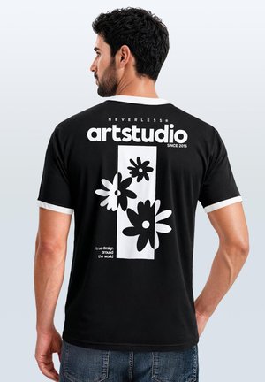 Neverless, HERREN T-SHIRT RETRO KONTRASTBUND - DESIGN ARTSTUDIO FLOWERS - - Print T-shirt - slim-fit schwarz-weiß