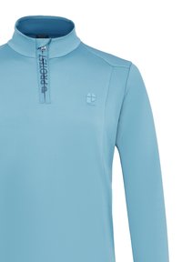 Šviesiai mėlynas megztinis su aukštu apykakle, pusiau užtrauktuku priekyje ir logotipu ant krūtinės. Lygus tekstūra su prigludusia forma.