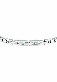 Bracciale in acciaio inox argento con maglie rettangolari intrecciate, finitura lucida e dettaglio di branding inciso su un link.