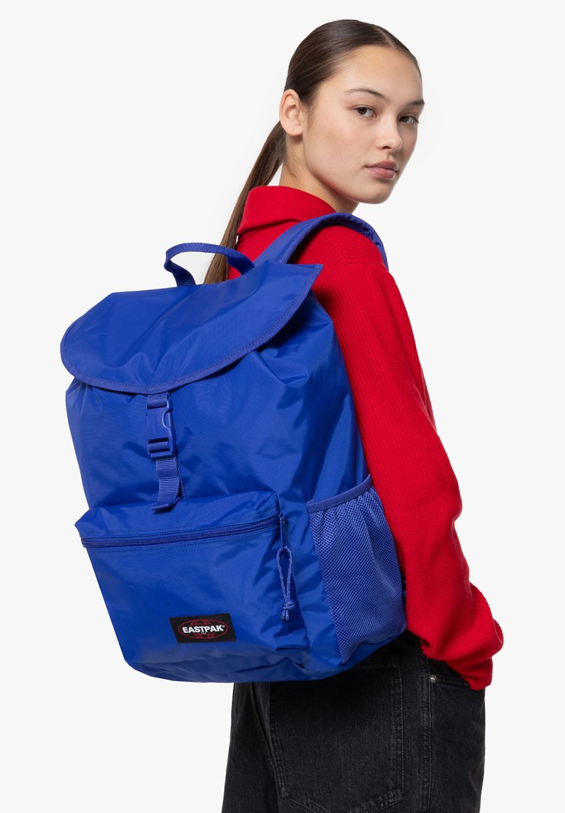Eastpak BAZEGO - Malý batoh - powr electric