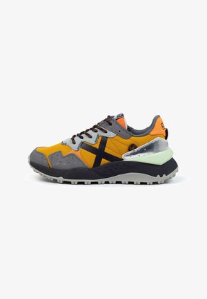 MUNICH SNEAKERS SHIBUYA - Sneakers - orange