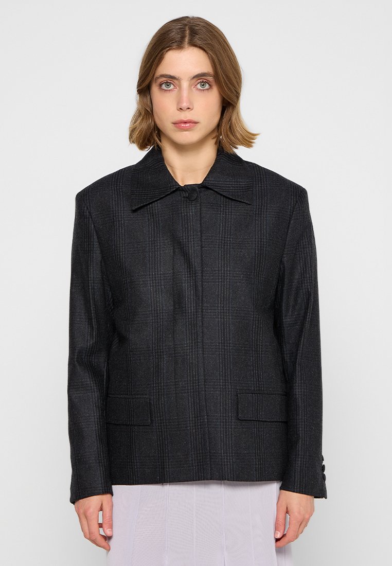 REMAIN Blazer antraciet