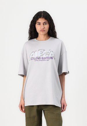 STUDIO EDITION VIBE - Print T-shirt - pastel grey