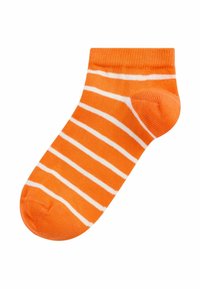 Oranges KnöchelSocke mit weißen horizontalen Streifen, geripptem Bund, nahtlosem Zehenbereich und glatter Textur. Geeignet für legere Kleidung.