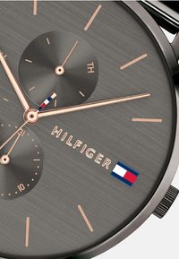 Tommy Hilfiger Käekell - grey