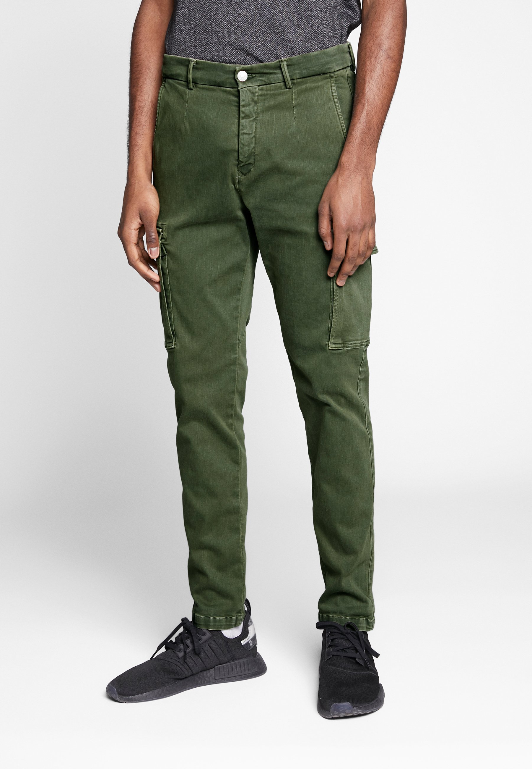 Replay JAAN HYPERFLEX Cargobukse hunter green Zalando.no Green Jaan Bukse Replay Cargo Pants - Herreklær er billig