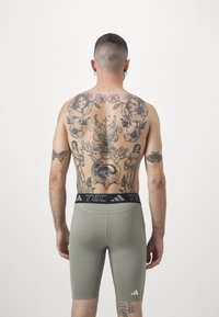 adidas Performance TECHFIT SHORTS - Tights - silver pebble