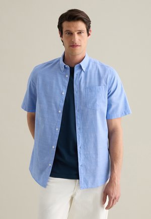 PIOMBO REGULAR FIT WITH PATCH POCKET - Shirt - light blue