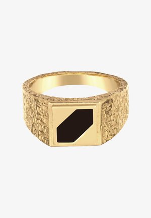 Guld tekstureret båndring med en firkantet flad overflade med en sort diagonal stribe i midten.