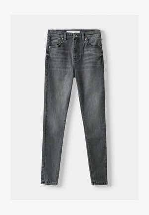 Donkergrijze denim jeans met een slim-fit ontwerp, vijf zakken, een knoopsluiting aan de voorkant en subtiele vervagingselementen.