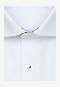 Sélectionné, white