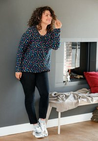 Ulla Popken Farkkuleggingsit - black denim