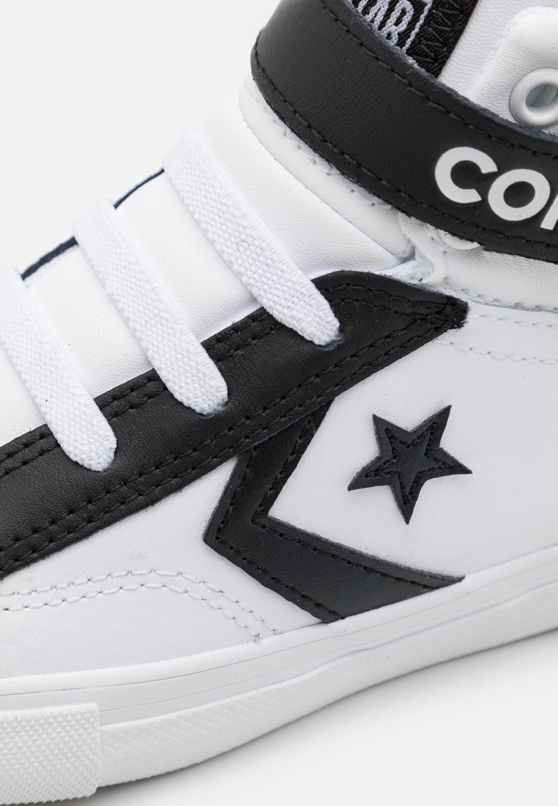 black strap converse