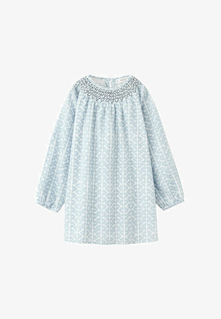 Svetlo modra obleka z dolgimi rokavi in belim geometričnim vzorcem ter črnim nabranim detajlom okoli izreza, s elastiko na manšetah.