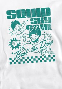 Cartoon characters jumping joyfully; text reads "SQUID SKY GAME" and "Beat the Drop" with playful graphics and a checkerboard pattern below.