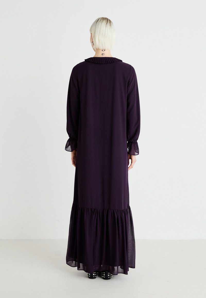 VILA VIMODESTY V NECK FRILL DRESS - Maxi dress - plum perfect/lilac - Zalando.co.uk VILA VIMODESTY V NECK FRILL DRESS - Maxi dress - plum perfect/lilac - Zalando.co.uk