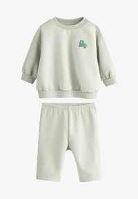 Neselectat, sage green