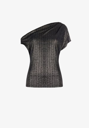 Zwarte top met één schouder, voorzien van metallic zilveren verticale strepen en een gedrapeerde mouw aan de rechterkant.
