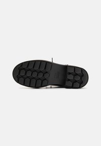 Kennel + Schmenger TAP - Bottines à plateau - schwarz
