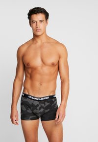 Urban Classics BOXER 2 PACK - Boxer alsónadrág - dark camo