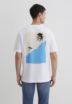PRINTED - Print T-shirt - white