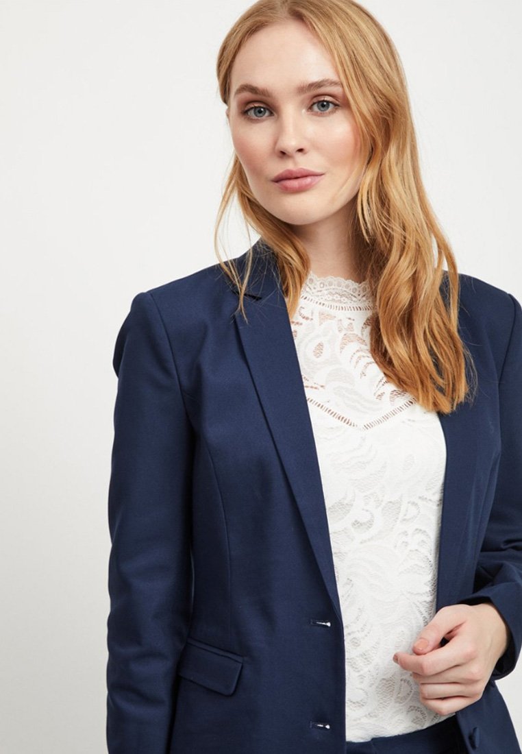 navy blue long blazer