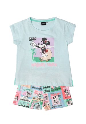 Conjunto de pijama infantil azul claro que presenta a Minnie Mouse con una falda hawaiana, acompañado de pantalones cortos con motivos tropicales y festivos en colores pastel.