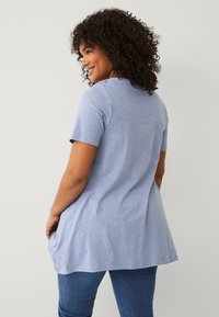 Ellos Plus collection T-shirt basic - blau