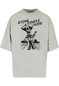 Merchcode STONE TEMPLE PILOTS - DOTD HUGE  - Apdrukāts T-krekls - lightasphalt