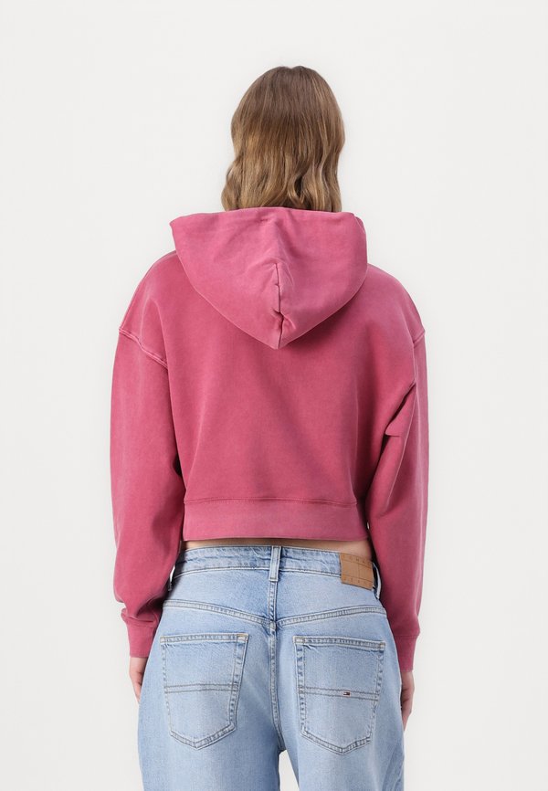 VARSITY CREST - Sweatshirt - brilliant berry4