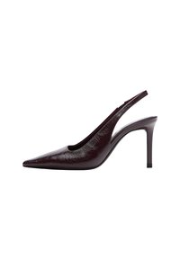 Pompa slingback in pelle bordeaux con punta affilata, tacco a stiletto di altezza media e un lato con ritaglio per un design moderno.