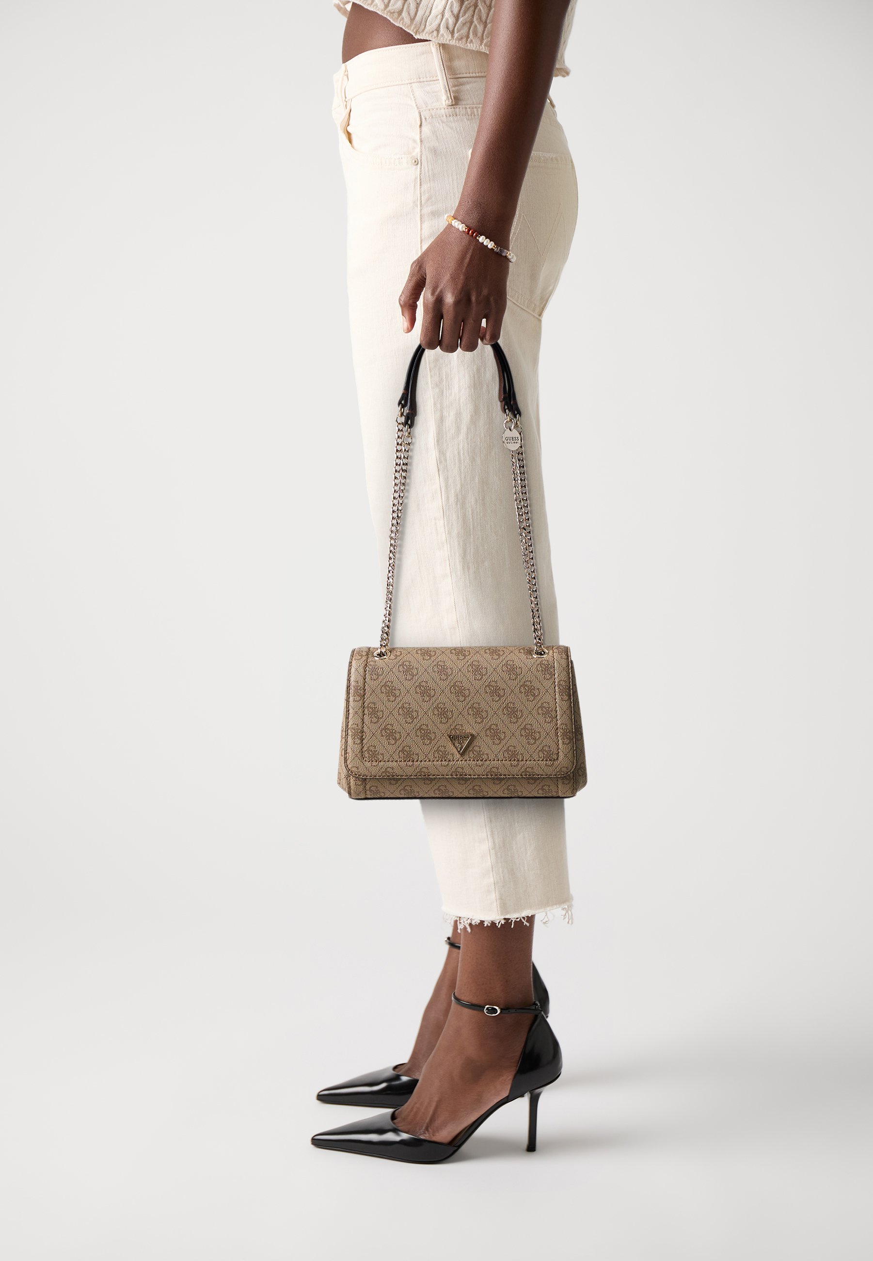 Sac GUESS Noelle II Convertible Xbody - Couleur Latte Logo, Neuf Avec étiquettes, Polyuréthane