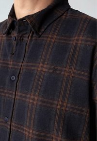 Clean Cut Copenhagen Skjorta - dark navy