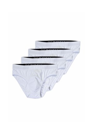 Quattro slip da uomo bianchi con elastici in vita che mostrano parzialmente la fodera interna nera e il nome del marchio sulla fascia, disposti in pila sfalsata.