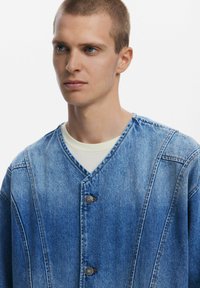 Desigual Jachetă din denim - blue